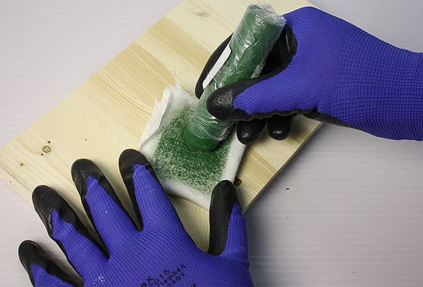Application of GOI paste on polishing cloth