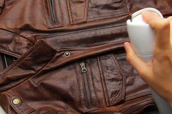Dyeing leather jacket