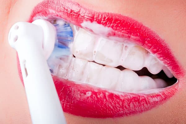 Brushing teeth