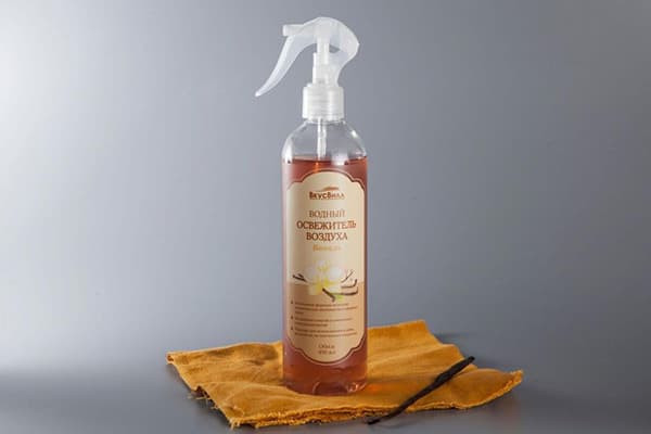 Water based air freshener