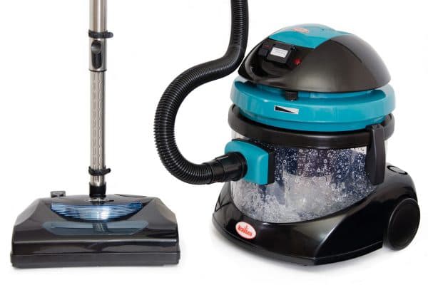 Putekļu sūcējs ar ūdens filtru