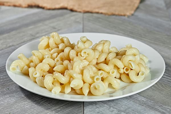 Makaronu plate