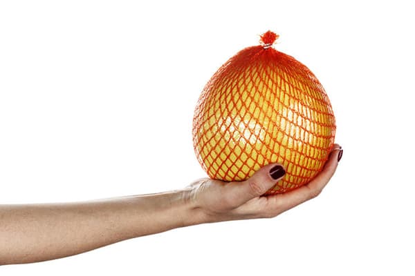 Pomelo nopirka veikalā
