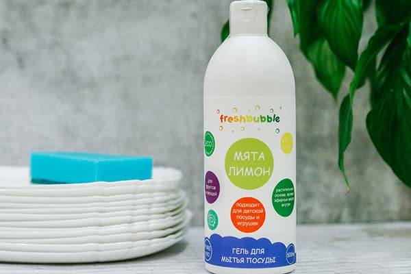 Svaigu burbuļu trauku mazgājamā želeja, piparmētra un citrons