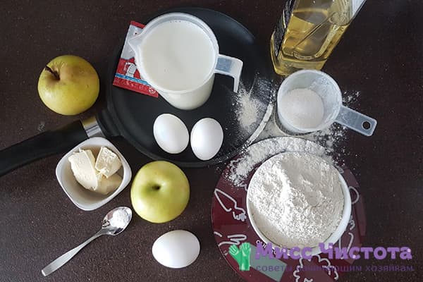 Ābolu pankūku sastāvdaļas