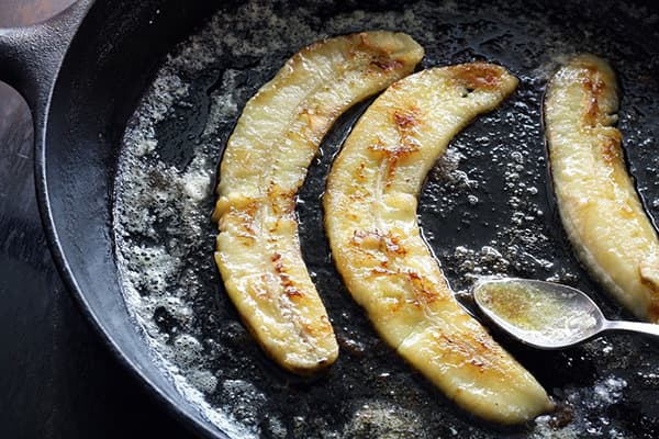 Fried bananas
