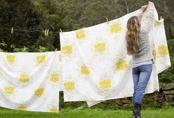 bed linen drying