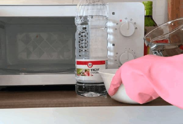 microwave cleaning