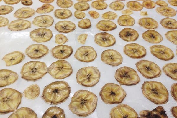 Drying bananas in the oven