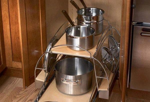 pots and lids