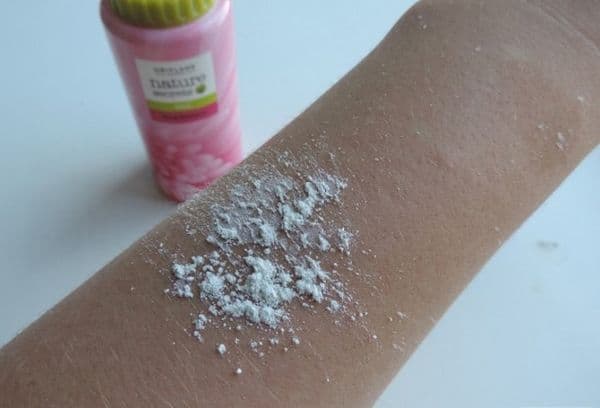 allergic talcum powder