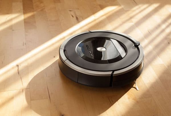 Putekļsūcēju robots