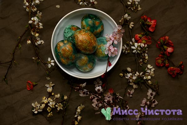 Easter marble eggs