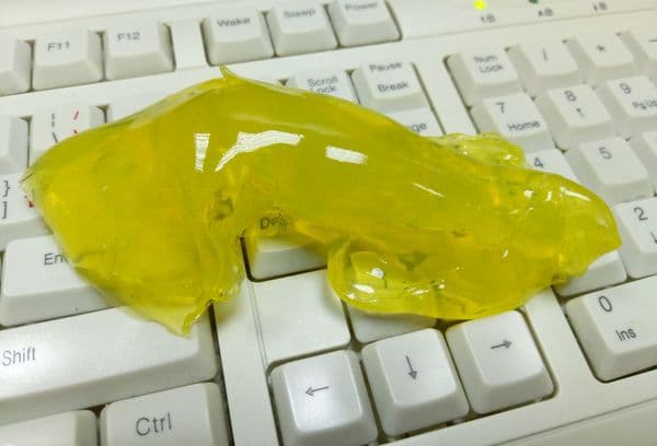 tastatūras tīrīšana