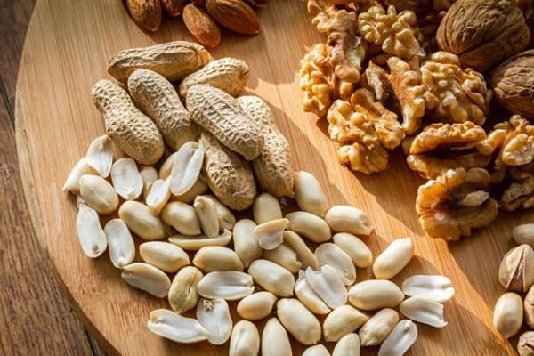 Different types of nuts