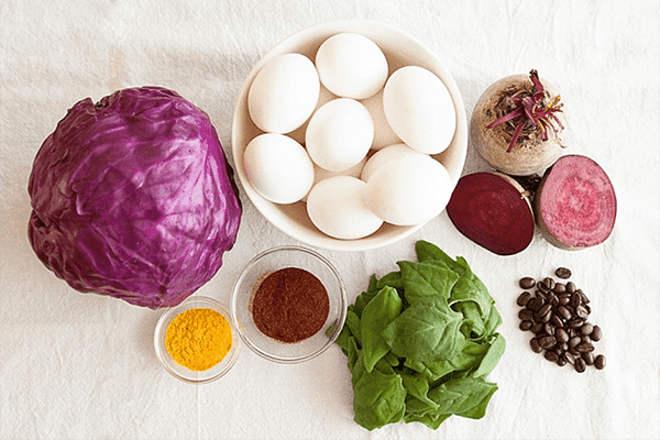 Natural dyes for eggs