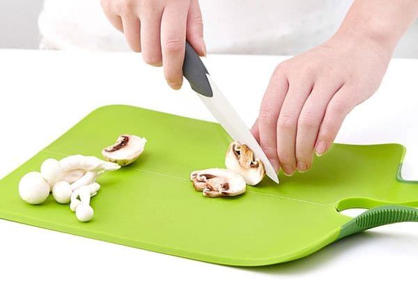 Plastic kitchen board