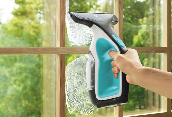 Window cleaner