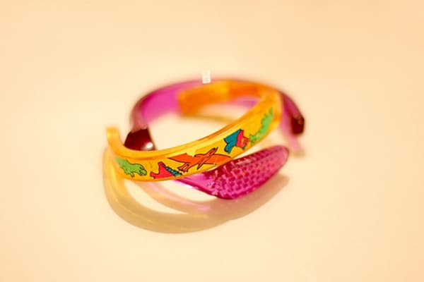 Children's toothbrush bracelets