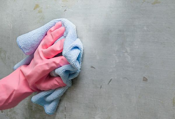 wallpaper cleaning
