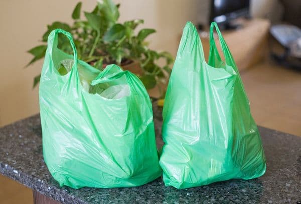 plastmasas maisiņi