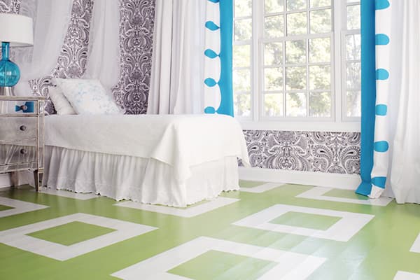Painted floor in the bedroom