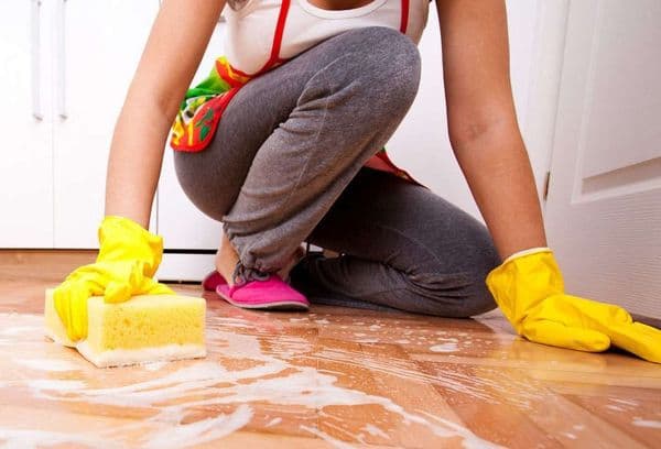 Powder mopping