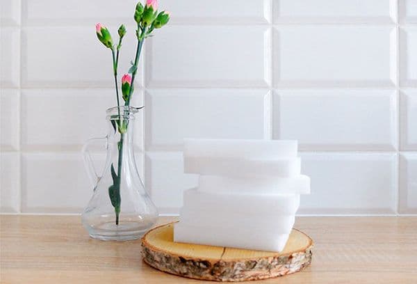 White melamine sponges