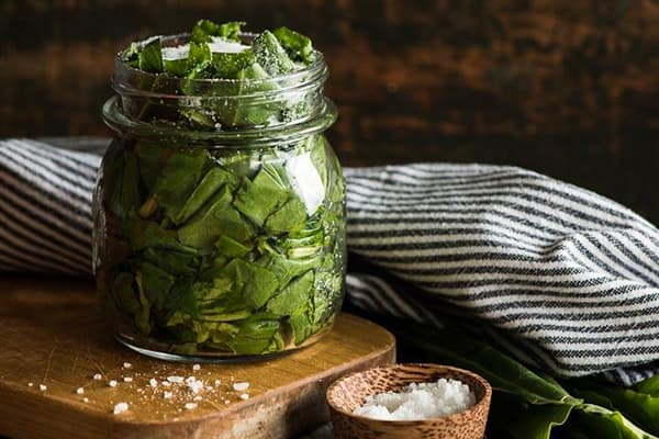 Sorrel with salt in a jar