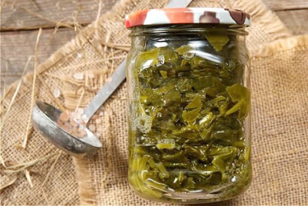 Pickled sorrel in a half liter jar