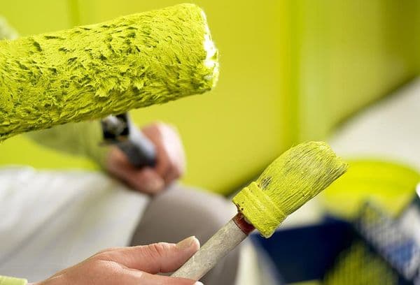 Acrylic paint for walls