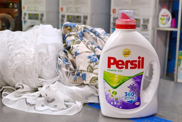 Gel for washing jacquard curtains