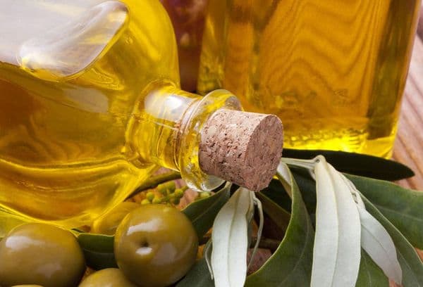 Oil bottle