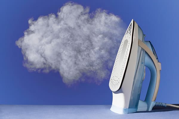 Steam iron