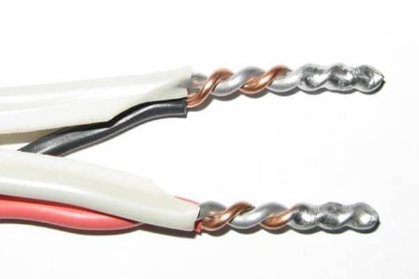 Twisting aluminum and copper wire
