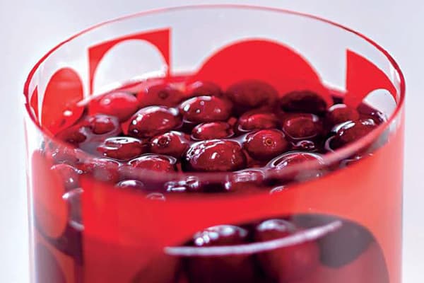Cranberries in water