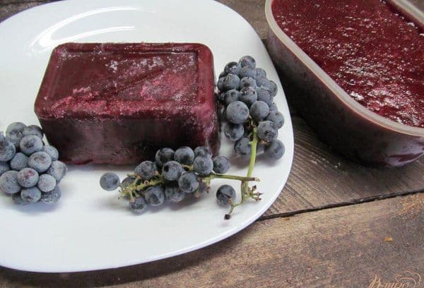 Grape puree