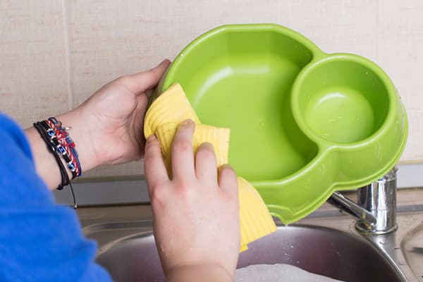Cleaning a dog bowl
