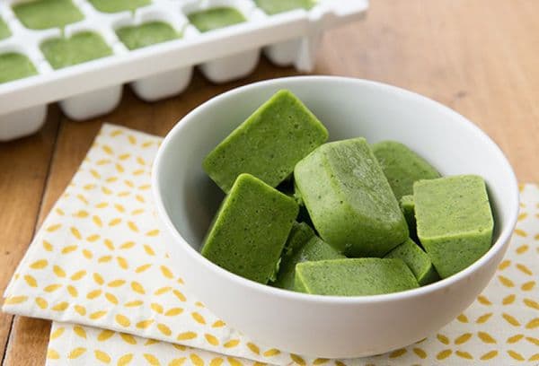 Freezing cucumber juice into cubes