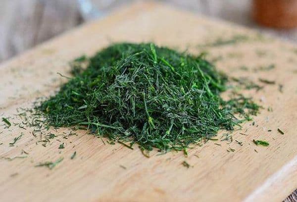 Chopped dill
