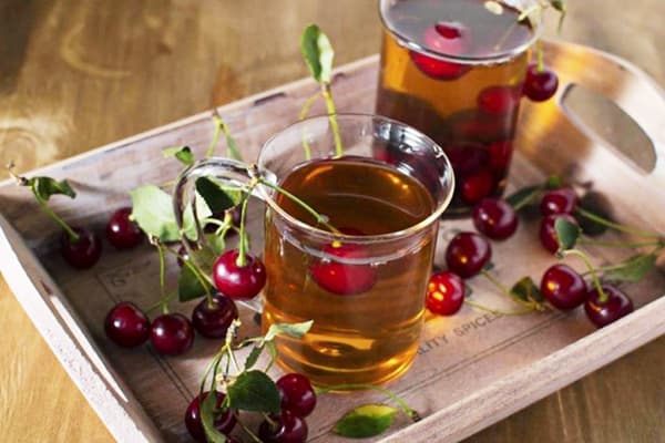 Cherry leaf infusion