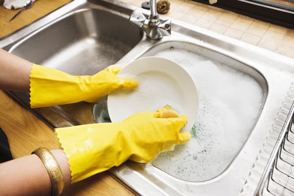 Dishwashing after soaking