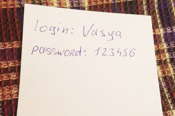 Note with username and password