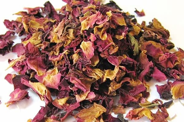 Dried Rosehip Petals