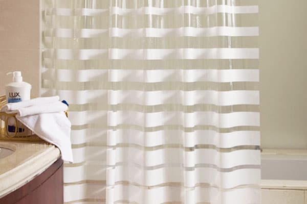 Plastic bath curtain