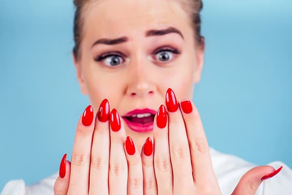 The nail broke under gel polish