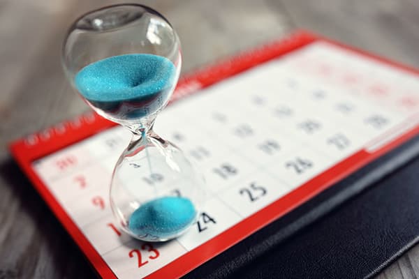 Hourglass and calendar