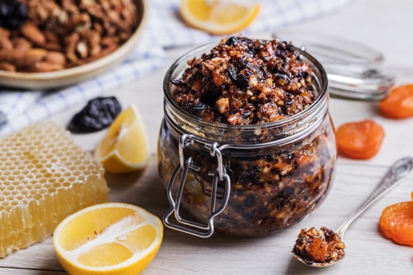 Walnut and Dried Fruit Vitamin Blend