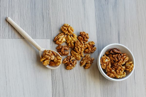 Walnut kernels
