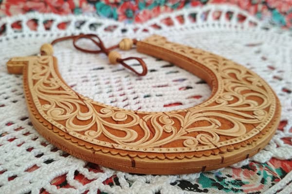 Horseshoe made of birch bark